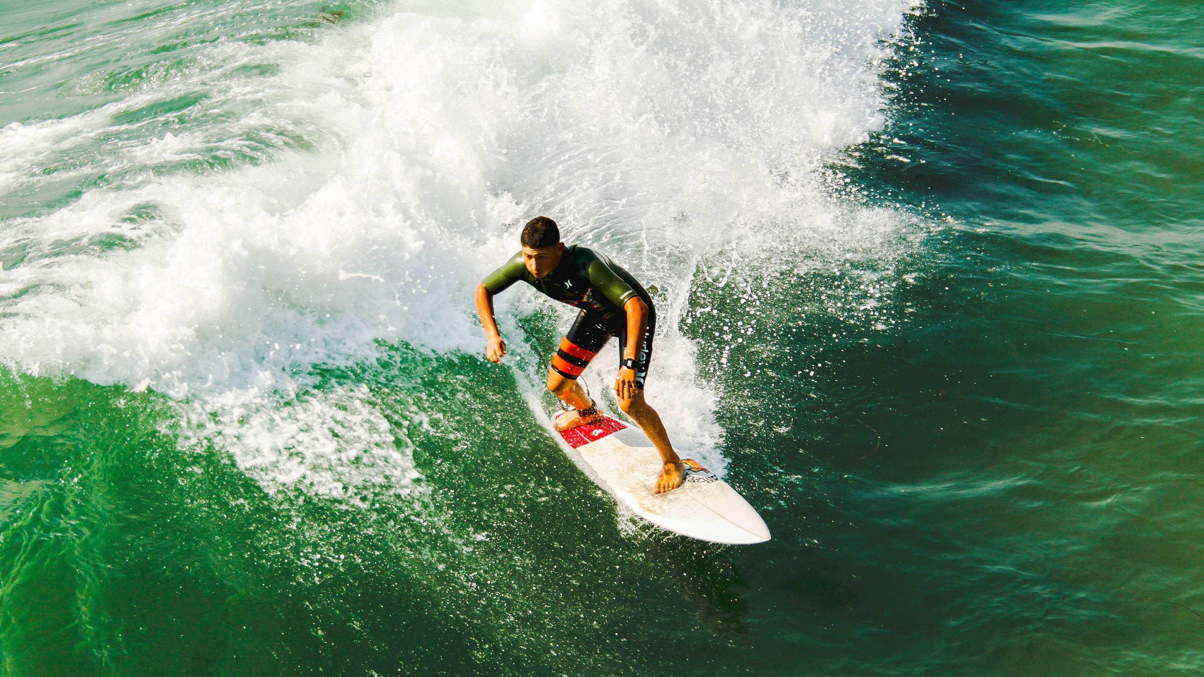 开云体育登录-阿拉巴的F1方向盘，当土耳其带走秘鲁，赛道成为新战场  第2张
